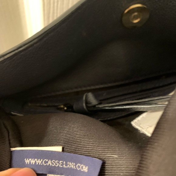 Casselini bag 18 cm x 22 cm x 10 cm approx.preowned in fantastic condition - Picture 5 of 14